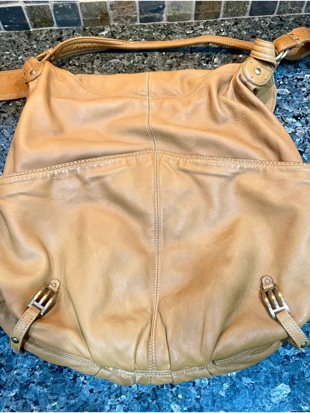 Hayden Harnett Shoulder Bag Tan Leather Hobo with Tassel & Hardware Detail - Picture 10 of 16